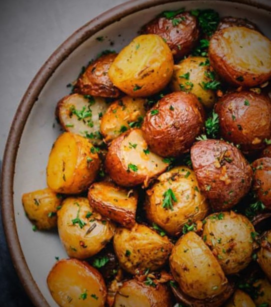 Rosemary & Garlic Roast Baby Potato | 3-4 portion - The Chefs Creation